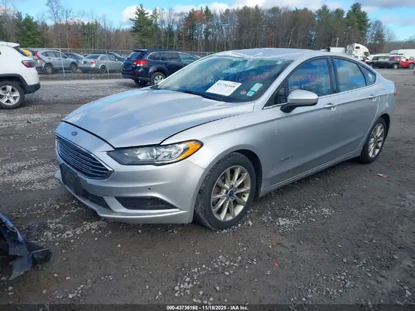 3FA6P0LU7HR261731 2017 FORD FUSION - Image 2