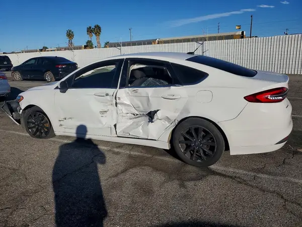 3FA6P0LU7HR285155 2017 FORD FUSION - Image 2