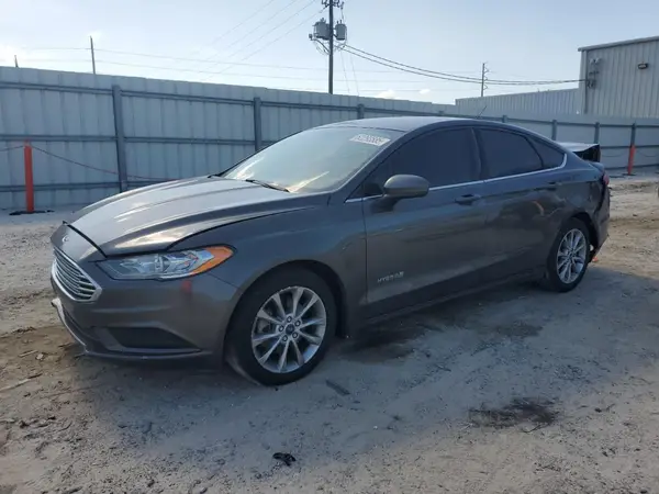 3FA6P0LU7HR300317 2017 FORD FUSION - Image 1