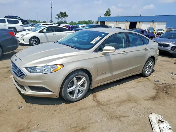 3FA6P0LU7HR305470 2017 FORD FUSION - Image 1