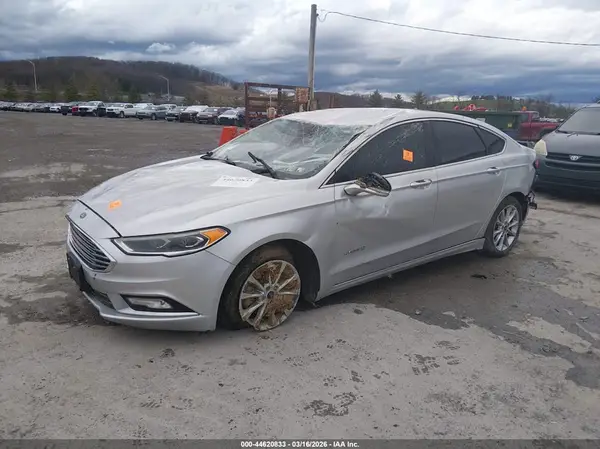 3FA6P0LU7HR307509 2017 FORD FUSION - Image 2