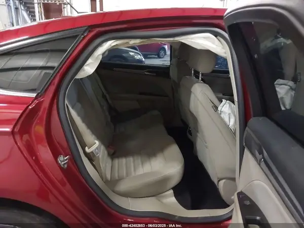 3FA6P0LU7HR317604 2017 FORD FUSION - Image 8
