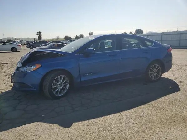 3FA6P0LU7HR318221 2017 FORD FUSION - Image 1