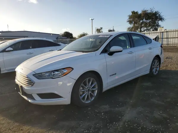 3FA6P0LU7HR323564 2017 FORD FUSION - Image 1