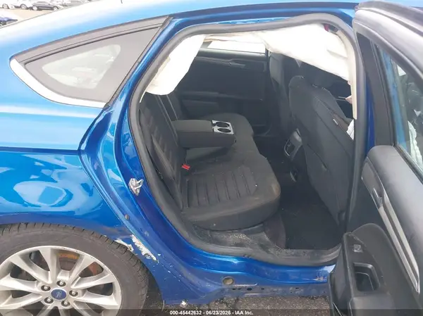 3FA6P0LU7HR325475 2017 FORD FUSION - Image 8