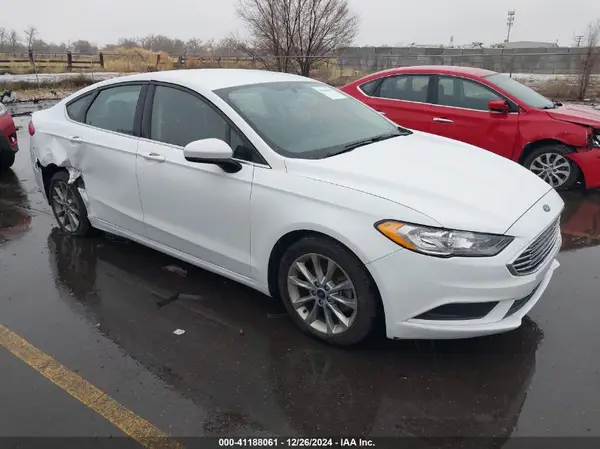 3FA6P0LU7HR325797 2017 FORD FUSION - Image 1