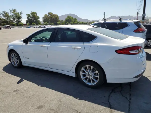 3FA6P0LU7HR336928 2017 FORD FUSION - Image 2