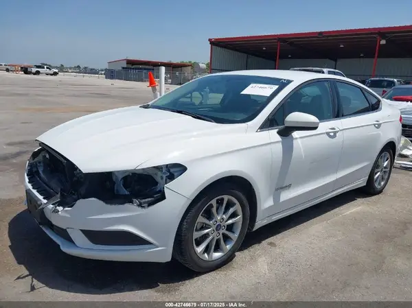 3FA6P0LU7HR344513 2017 FORD FUSION - Image 2