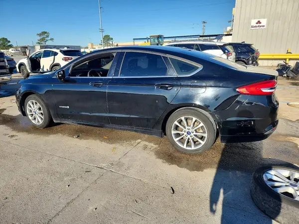 3FA6P0LU7HR358590 2017 FORD FUSION - Image 2