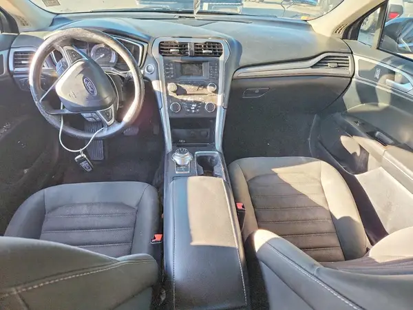 3FA6P0LU7HR358590 2017 FORD FUSION - Image 8