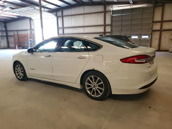 3FA6P0LU7HR359660 2017 FORD FUSION - Image 2