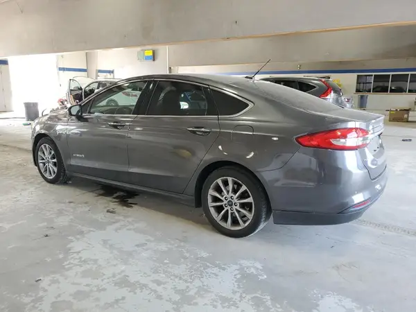 3FA6P0LU7HR370593 2017 FORD FUSION - Image 2