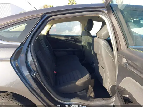 3FA6P0LU7HR374773 2017 FORD FUSION - Image 8