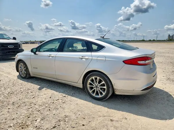 3FA6P0LU7HR382372 2017 FORD FUSION - Image 2