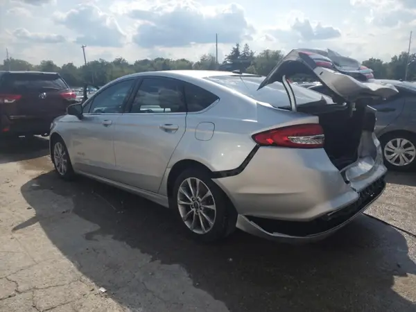 3FA6P0LU7HR384963 2017 FORD FUSION - Image 2