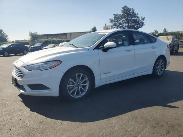 3FA6P0LU7HR385949 2017 FORD FUSION - Image 1
