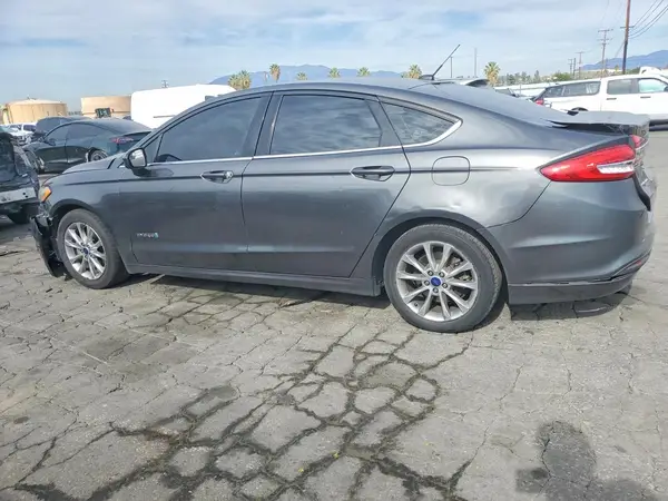 3FA6P0LU7HR386843 2017 FORD FUSION - Image 2
