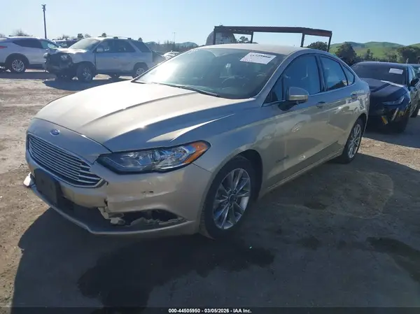 3FA6P0LU7HR400109 2017 FORD FUSION - Image 2