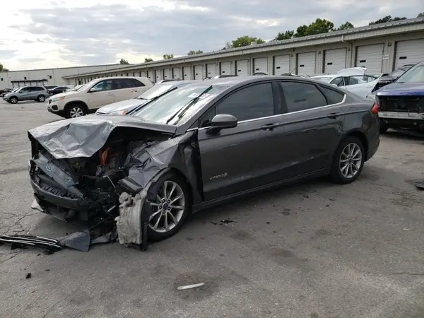 3FA6P0LU7HR404757 2017 FORD FUSION - Image 1