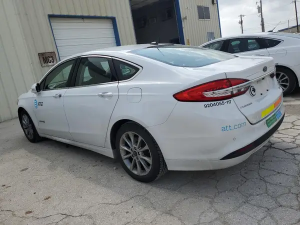 3FA6P0LU7HR408937 2017 FORD FUSION - Image 2