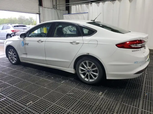 3FA6P0LU7HR409067 2017 FORD FUSION - Image 2