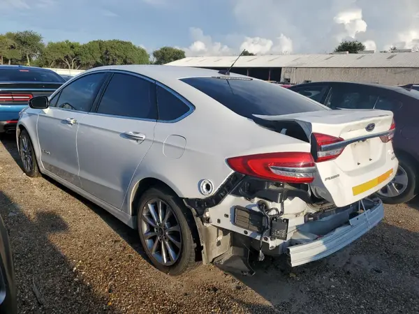3FA6P0LU7HR409389 2017 FORD FUSION - Image 2