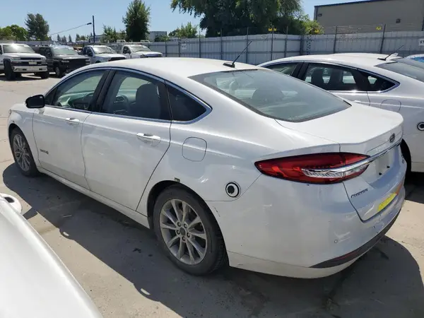 3FA6P0LU7HR409439 2017 FORD FUSION - Image 2