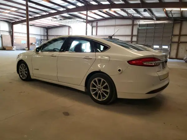 3FA6P0LU7HR409585 2017 FORD FUSION - Image 2