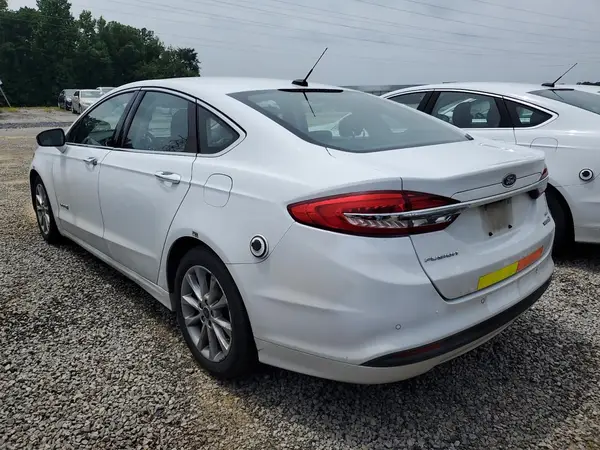 3FA6P0LU7HR409666 2017 FORD FUSION - Image 2