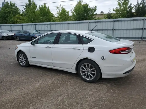 3FA6P0LU7HR410039 2017 FORD FUSION - Image 2