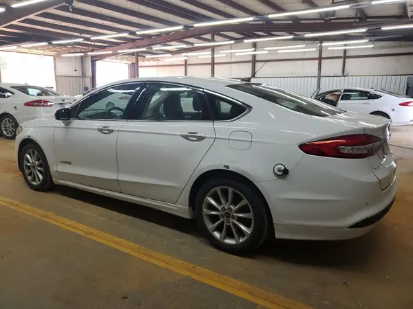 3FA6P0LU7HR410042 2017 FORD FUSION - Image 2