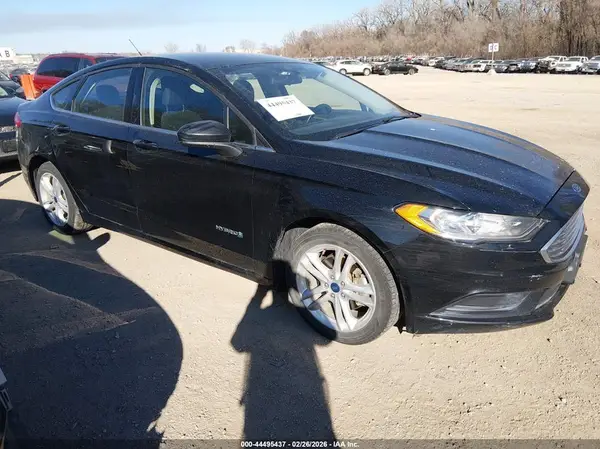 3FA6P0LU7JR101841 2018 FORD FUSION - Image 1