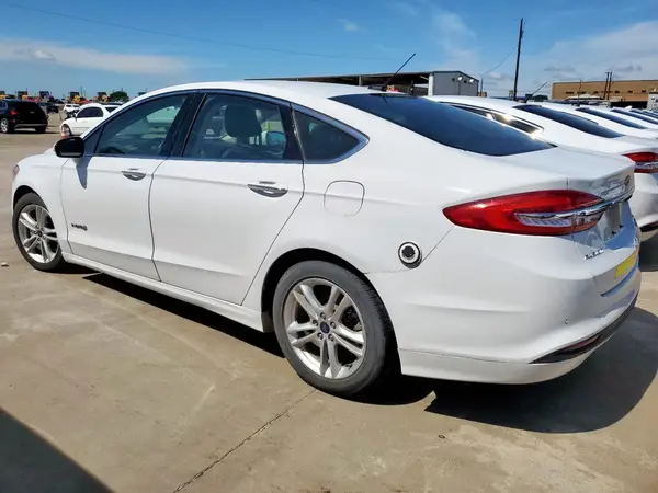 3FA6P0LU7JR118591 2018 FORD FUSION - Image 2