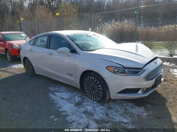 3FA6P0LU7JR120843 2018 FORD FUSION - Image 1