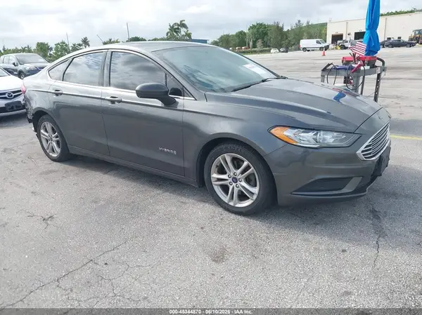 3FA6P0LU7JR128344 2018 FORD FUSION - Image 1