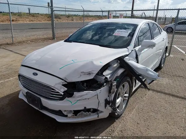 3FA6P0LU7JR129803 2018 FORD FUSION - Image 2