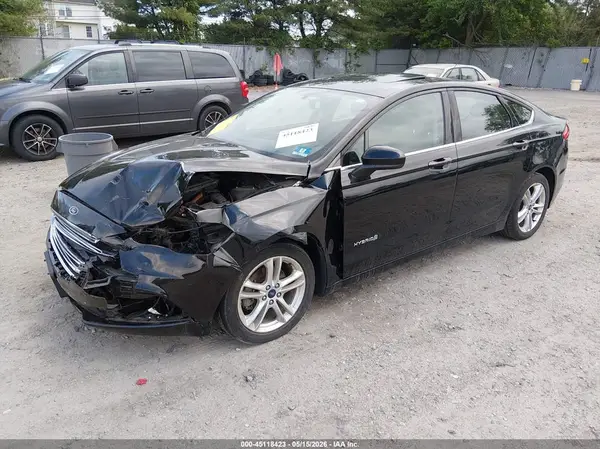 3FA6P0LU7JR131972 2018 FORD FUSION - Image 2