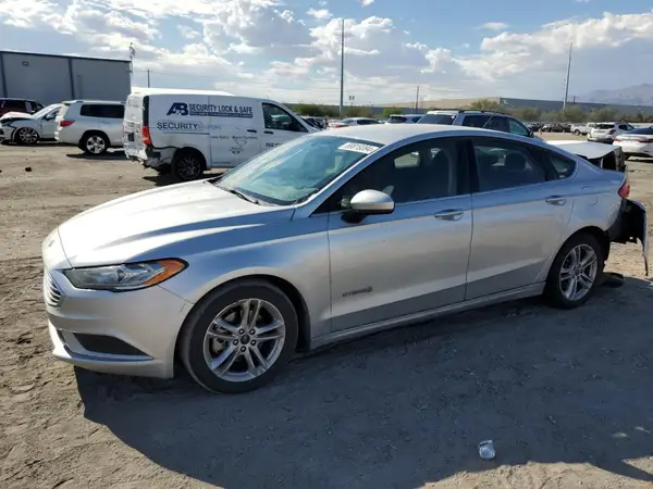 3FA6P0LU7JR139974 2018 FORD FUSION - Image 1