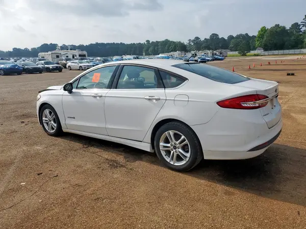 3FA6P0LU7JR141756 2018 FORD FUSION - Image 2
