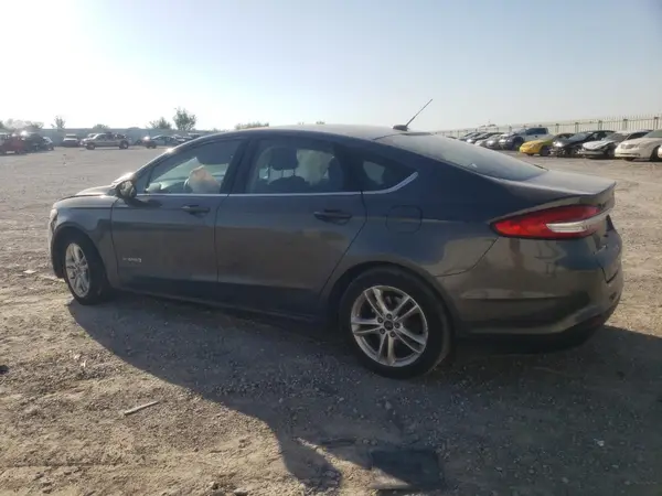 3FA6P0LU7JR147461 2018 FORD FUSION - Image 2