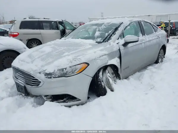 3FA6P0LU7JR147525 2018 FORD FUSION - Image 2