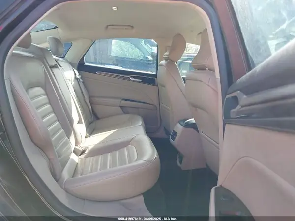 3FA6P0LU7JR151641 2018 FORD FUSION - Image 8