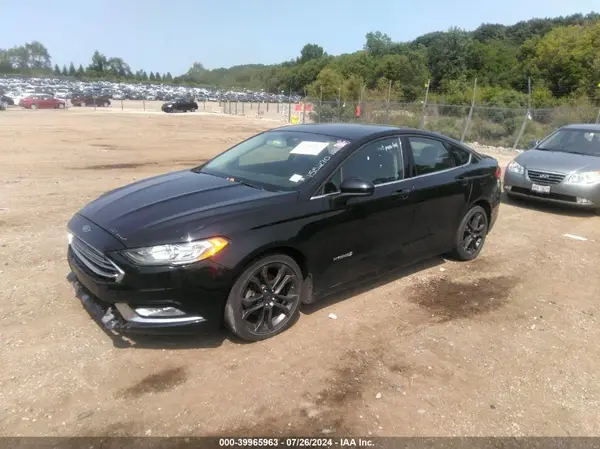 3FA6P0LU7JR155270 2018 FORD FUSION - Image 2