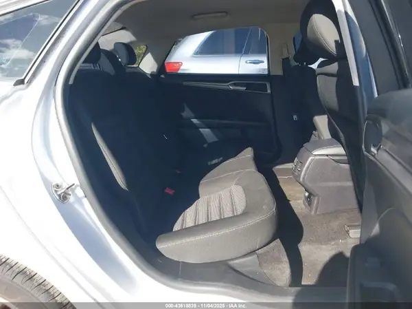 3FA6P0LU7JR158282 2018 FORD FUSION - Image 8