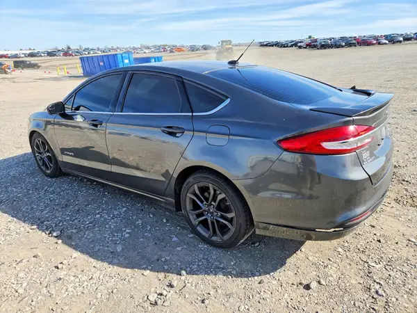 3FA6P0LU7JR162123 2018 FORD FUSION - Image 2