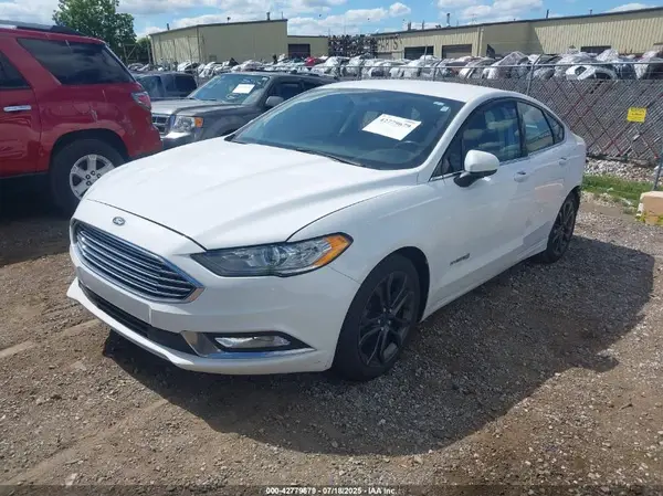 3FA6P0LU7JR166379 2018 FORD FUSION - Image 2