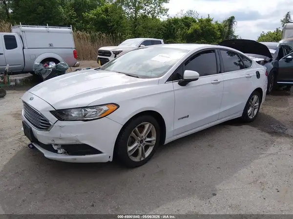 3FA6P0LU7JR169153 2018 FORD FUSION - Image 2
