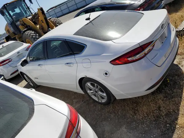 3FA6P0LU7JR171596 2018 FORD FUSION - Image 2
