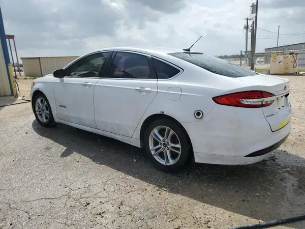 3FA6P0LU7JR171811 2018 FORD FUSION - Image 2
