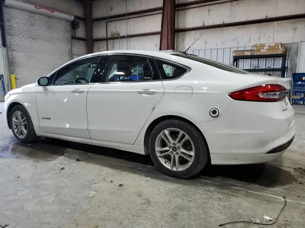 3FA6P0LU7JR171856 2018 FORD FUSION - Image 2